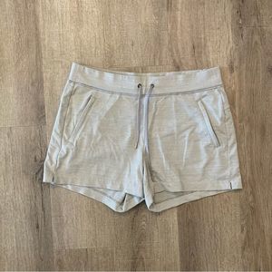 Athleta Grey & White Striped Shorts M EUC